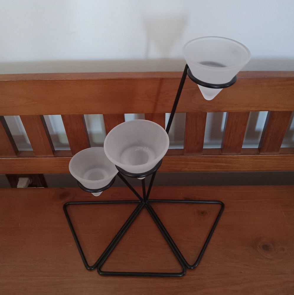 Partylite Black Metal Tiered candleholder w/votive cups